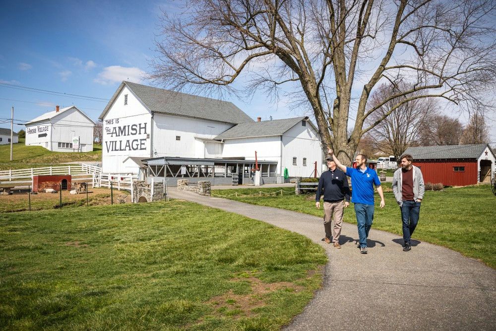 A Day in Amish Country Van Tour from Philadelphia