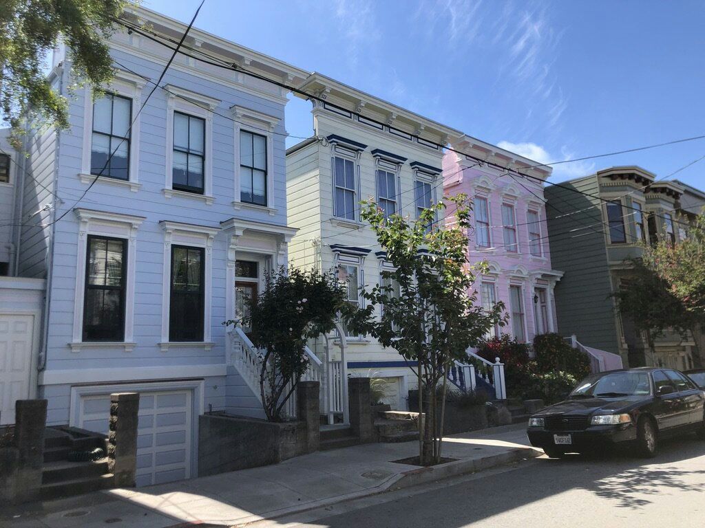 Private Walking Tour of Castro Mission Loop