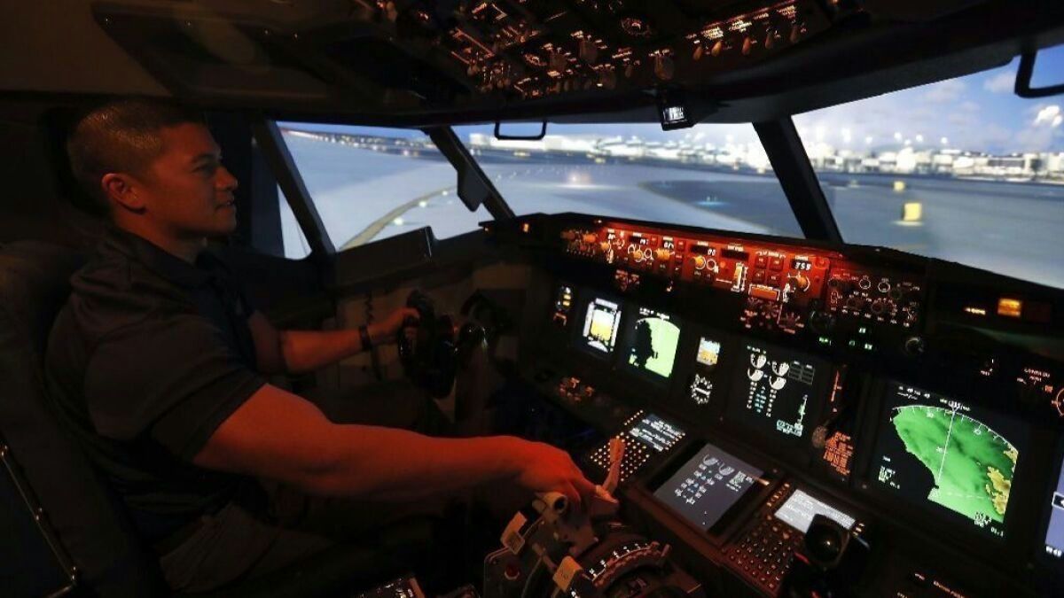 90-Minute Boeing-737 Flight Simulator Experience