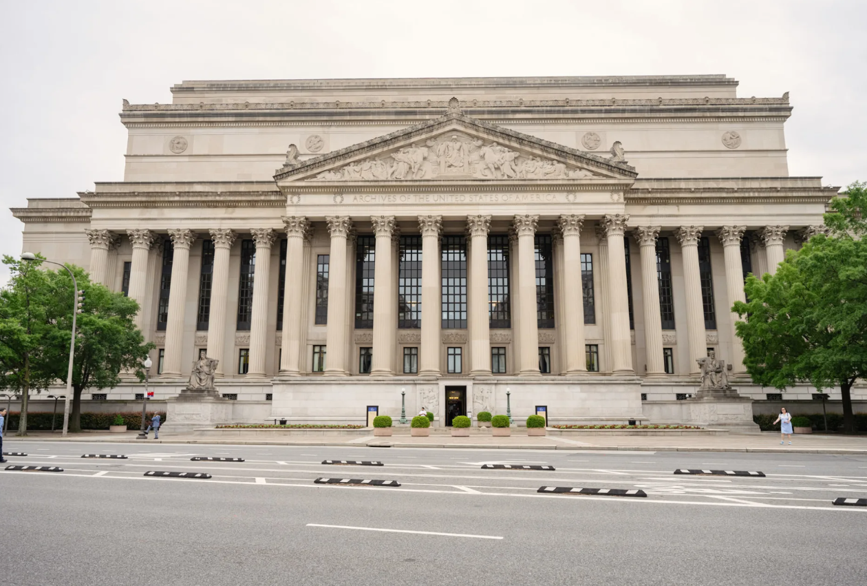 Skip the Line National Archive and US Capitol Tour