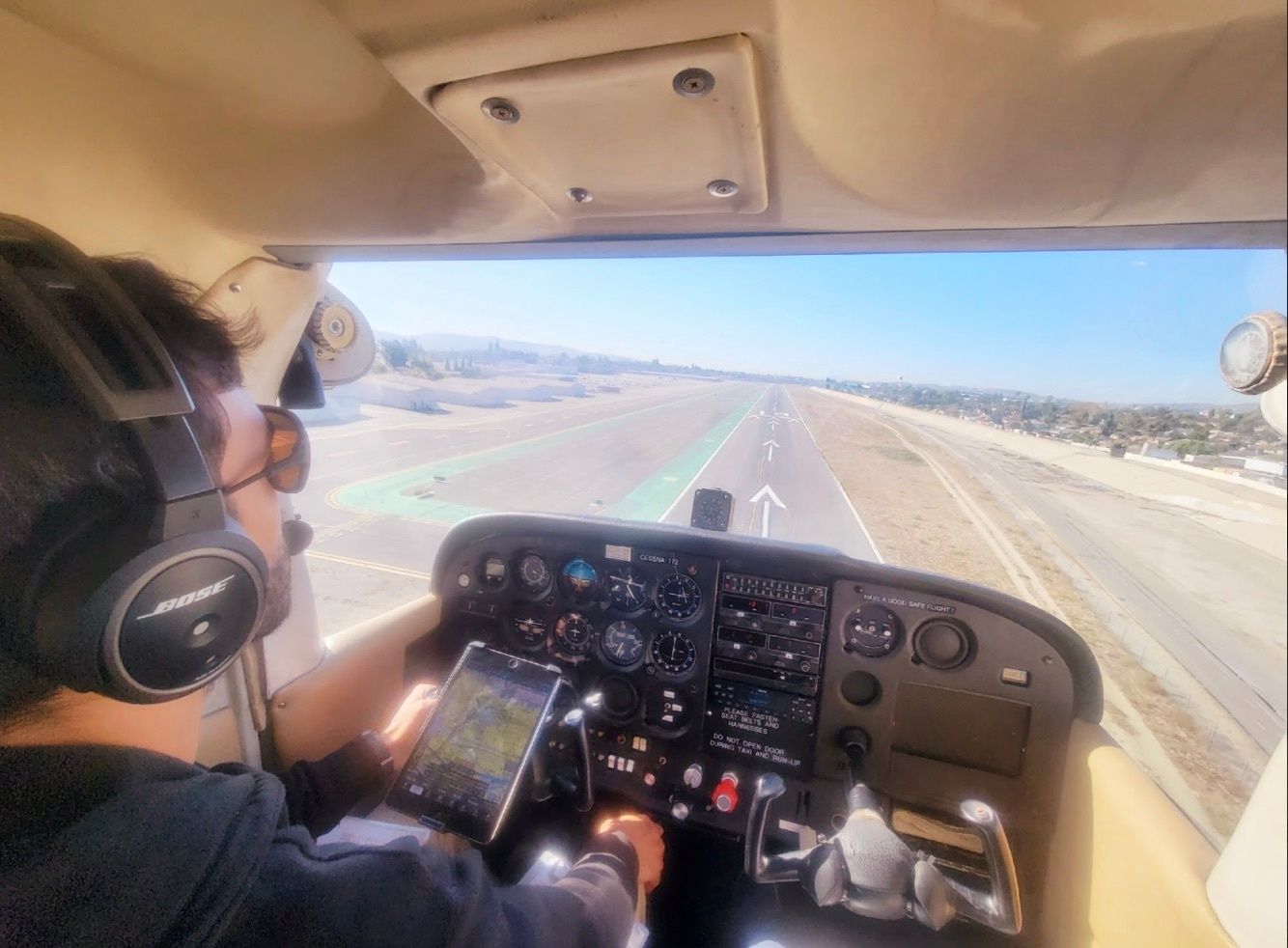 Learn to Fly a Cessna 172 Plane at El Monte Airport