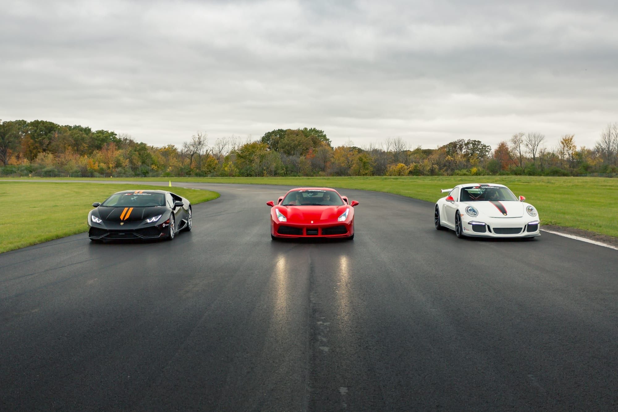 Ultimate Supercar Racing Experience - Dominion Raceway