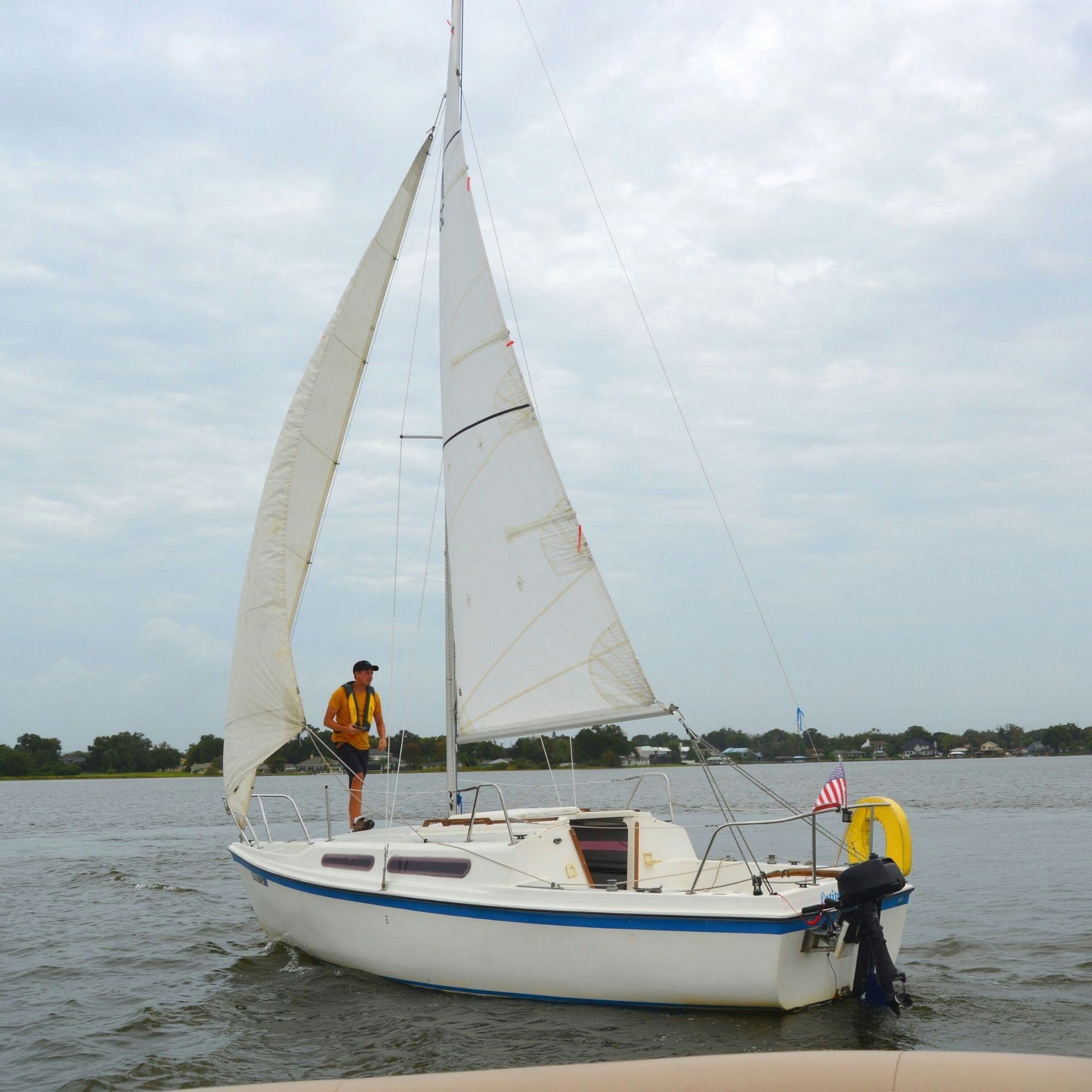 Private Sailing Cruise on Lake Fairview
