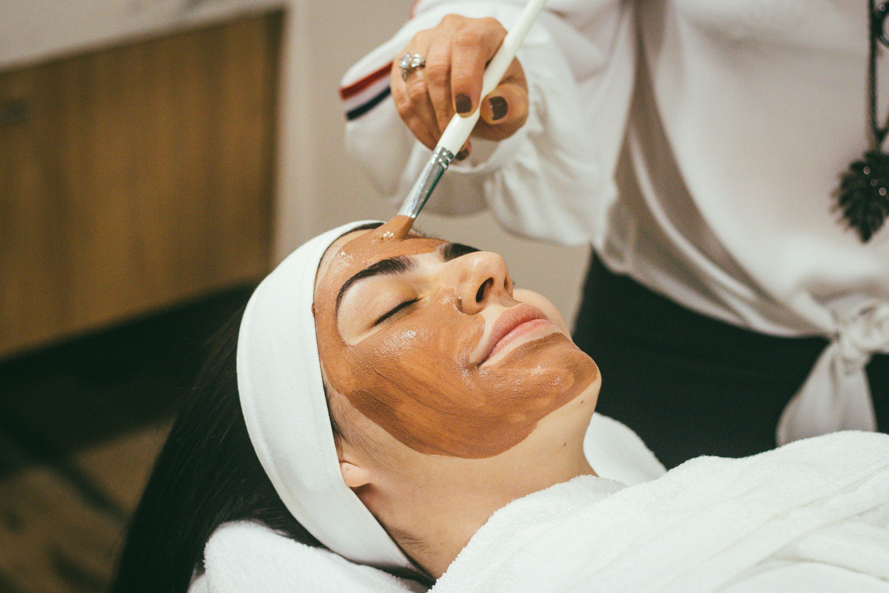 Casmara Deluxe Facial