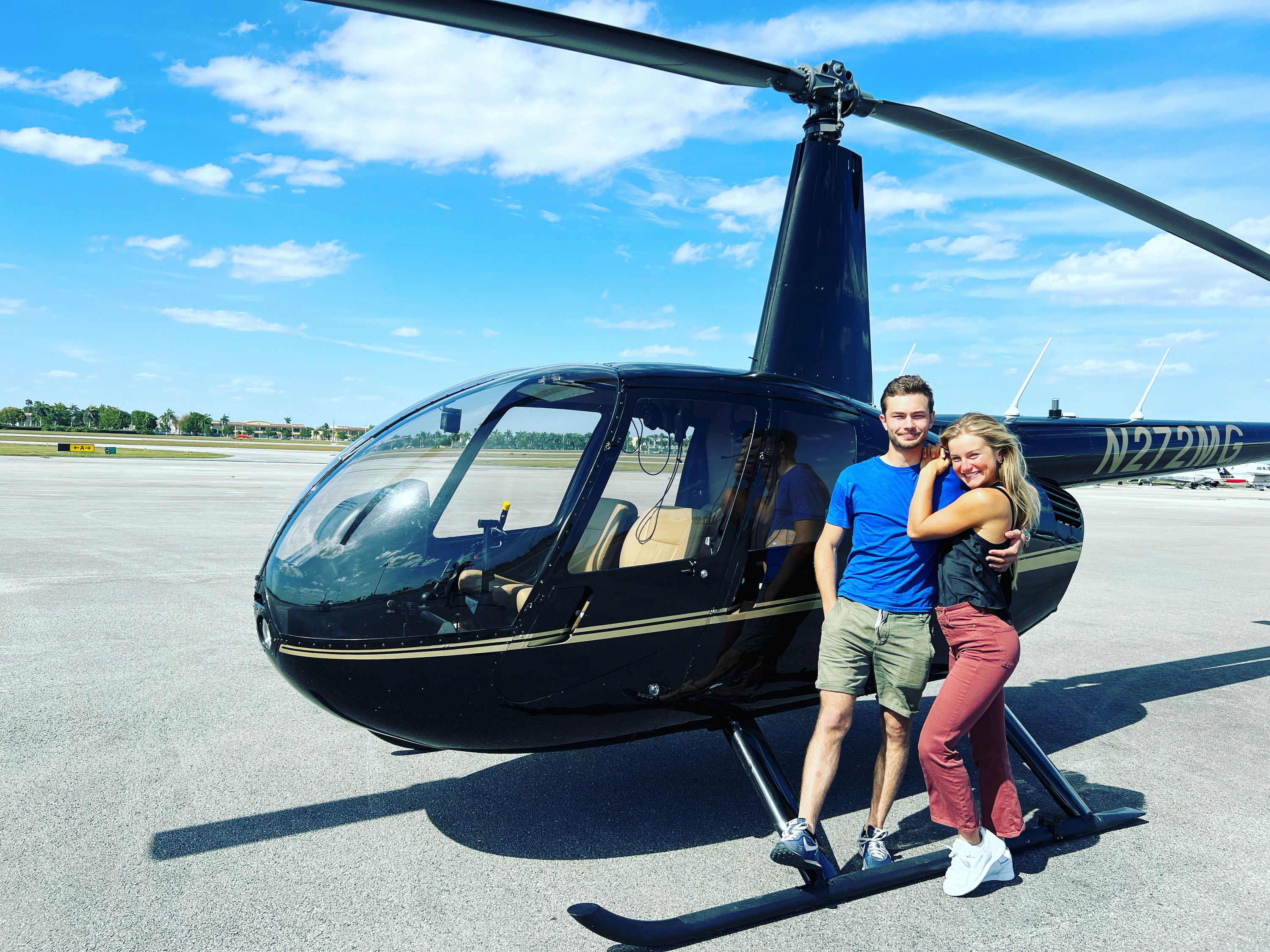 Romantic Ultimate Helicopter Tour With Champagne