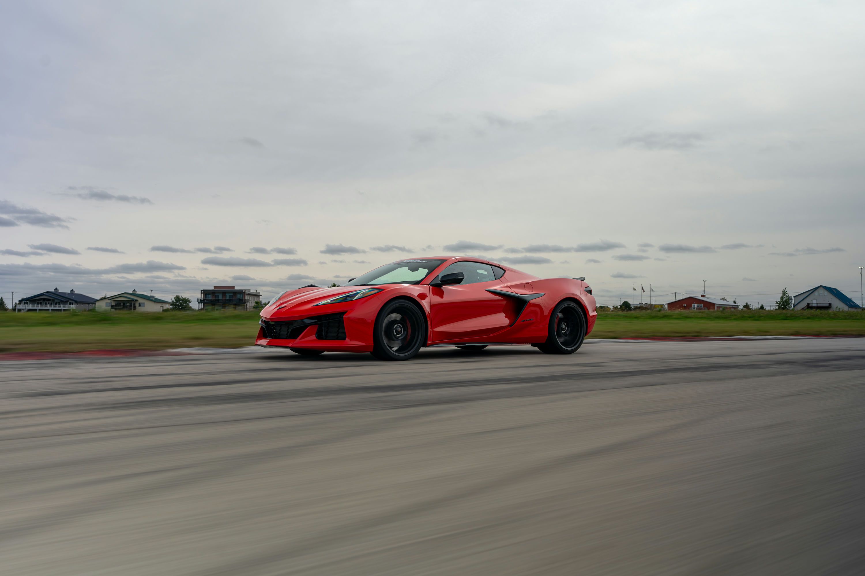 Race a Chevrolet Corvette C8 Z06 - Circuit of The Americas
