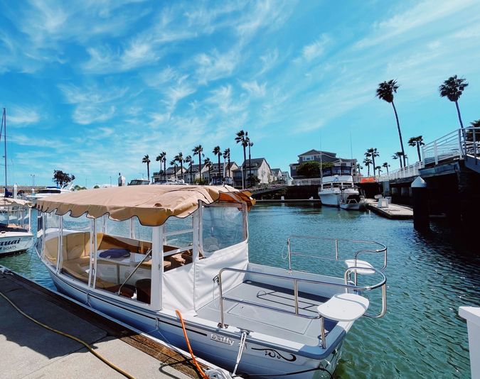Private Duffy Suncruiser Electric Boat in Alameda
