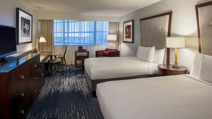 Houston Retreat: 2-Night Hotel Stay - Image 14