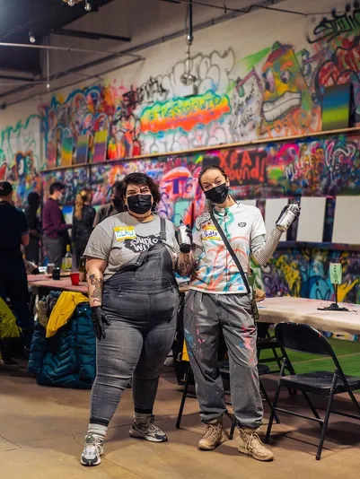 Chicago BYOB Spray Paint n Sip Class