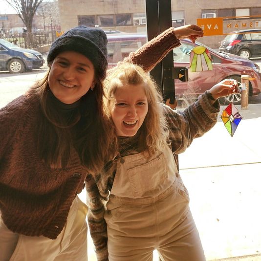 Date Night Make a Stained Glass Work of Art Experience for two - Image 4