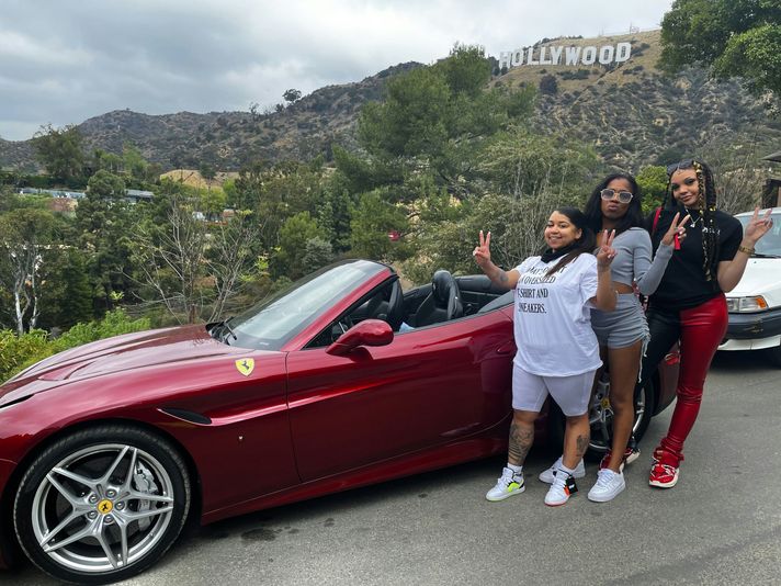Ride or Drive a Ferrari: 20-Minute Hollywood Boulevard Tour - Image 1