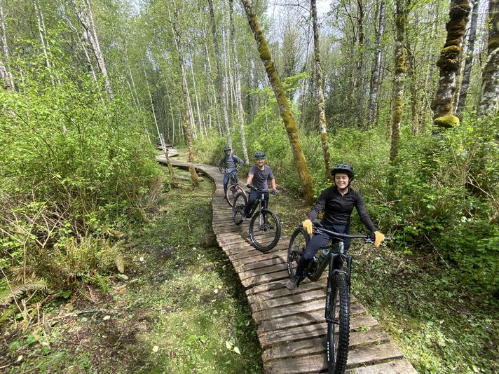 Winter Season Half Day Guided Mountain Bike Tour from Seattle