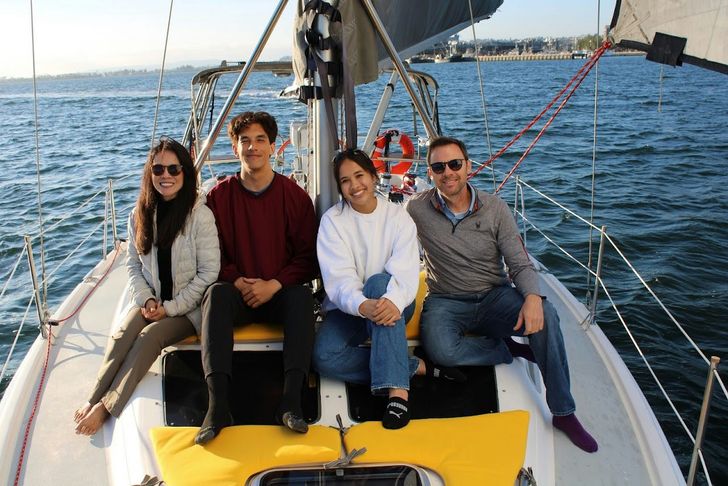 6 Hour Private Family Sail on a 35ft Yacht - Image 3