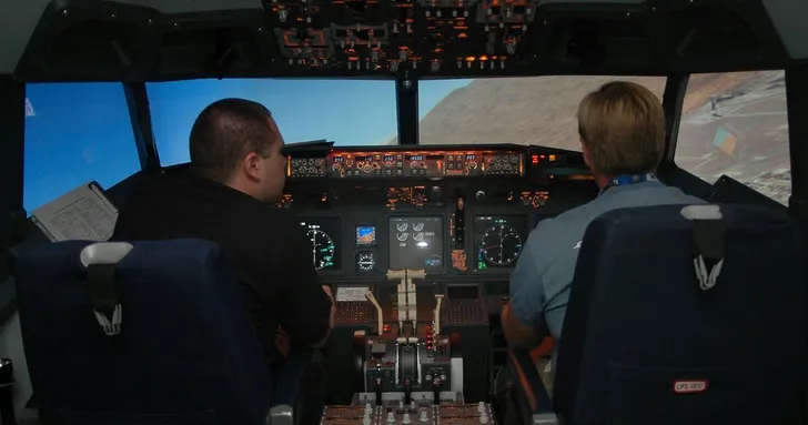60-Minute Boeing-737 Flight Simulator Experience