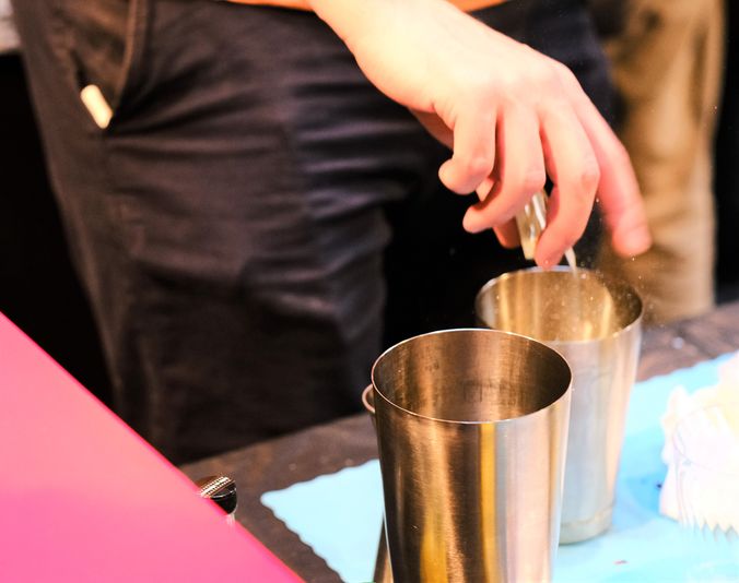 Hands On Los Angeles Mixology Class - Image 4