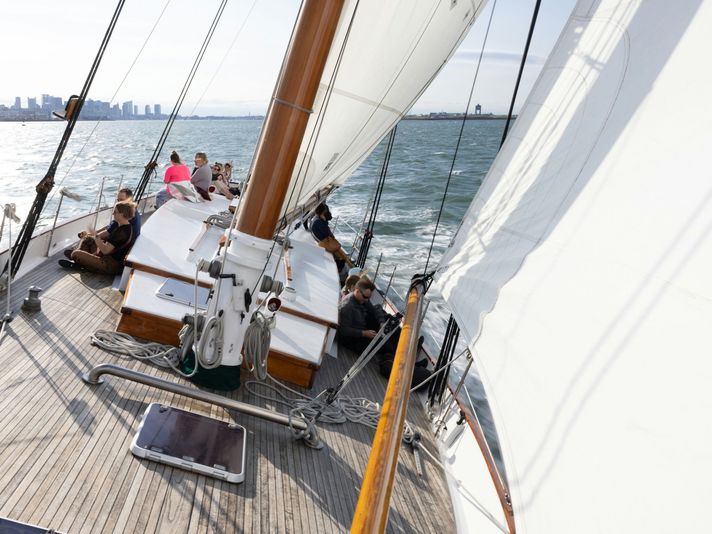 Adirondack Day Sail in Boston - Image 3