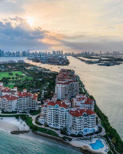 South Beach Private Plane Tour - Image 5