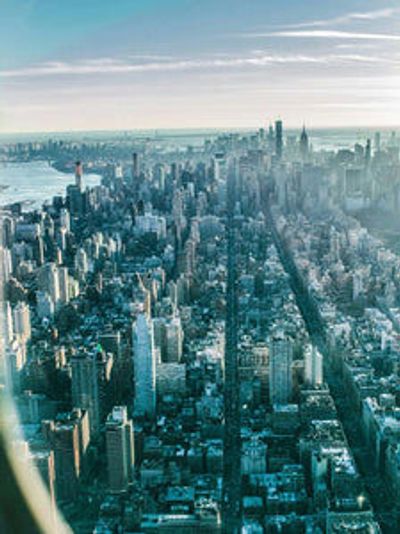 Scenic Plane Tour of NYC - Image 3