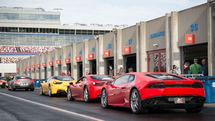 Race a Lamborghini - Hedge Hollow Racetrack - Image 3