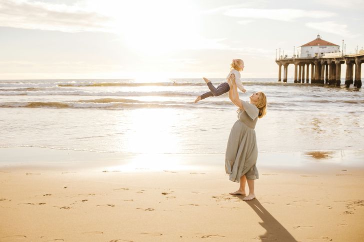 Family Photoshoot with a Professional Photographer - Image 1