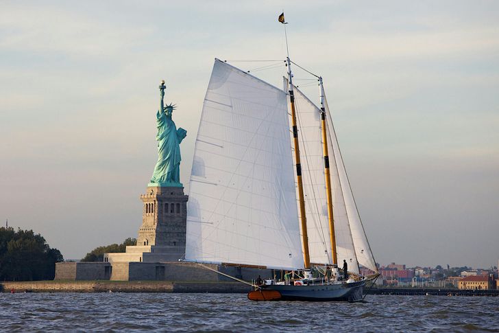 Day Sail to Statue of Liberty on America 2.0