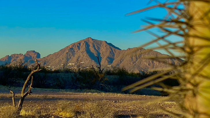Epic Camelback Mountain Guided Hiking Adventure - Image 4