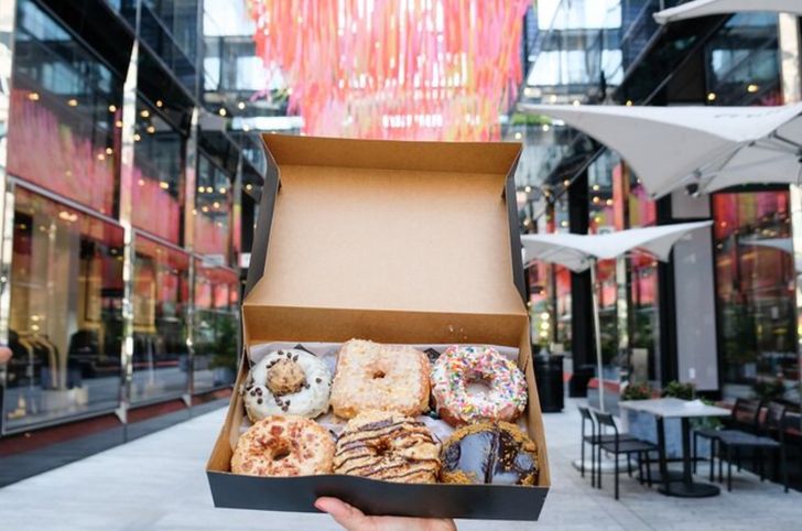 Discover DC’s Best Donuts & History Tour - Image 4