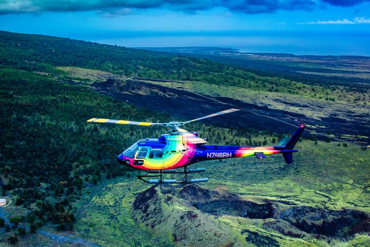 Doors off or on Kilauea Volcano Eruption Helicopter Tour - Image 13