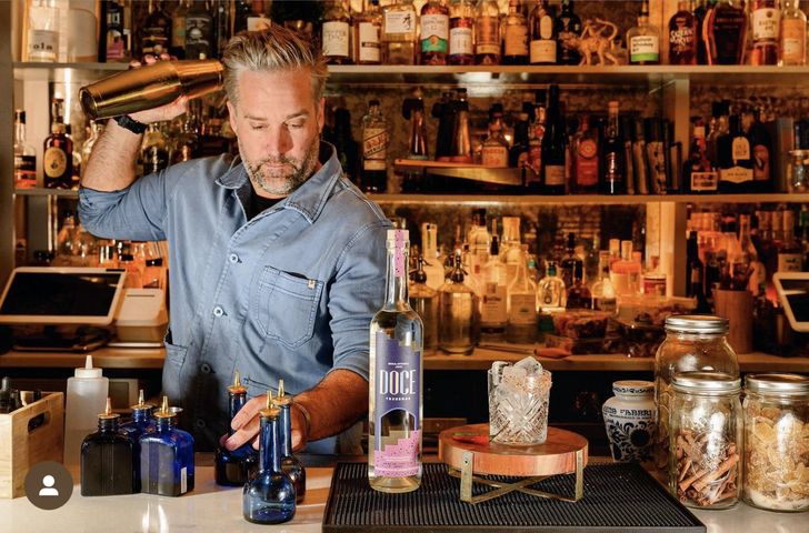 Botanical Cocktail Making Class in NYC - Image 1