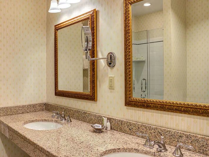 A Grand Time at the Historic Hotel Providence - Image 5