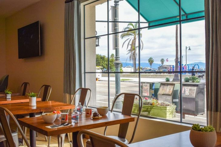 Hotel California: 1-Night Hotel Getaway - Image 10