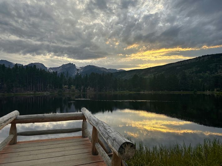 Light Hiking  tour of Bear Lake Corridor