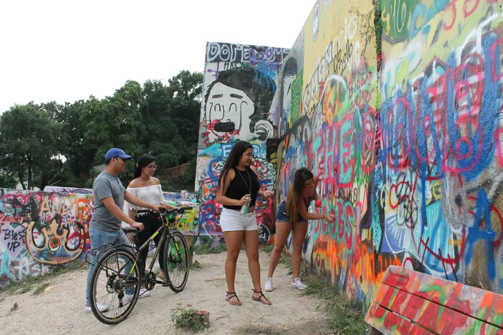 Austin Street Art and Brewery Bike Tour