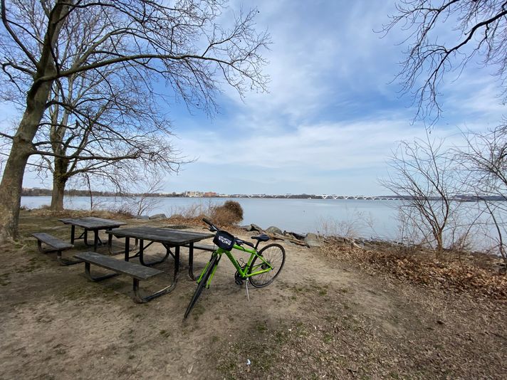 Mount Vernon Bike & Boat Tour - Image 5