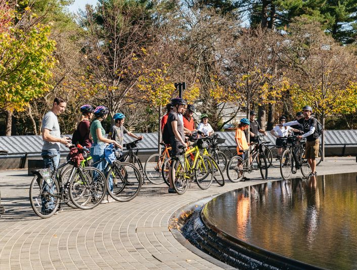 Washington DC Monuments & Memorials Bike Tour - Image 16