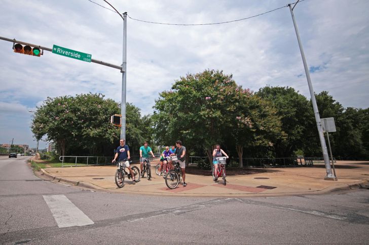 Austin Street Art & Brewery Bike Tour - Image 2