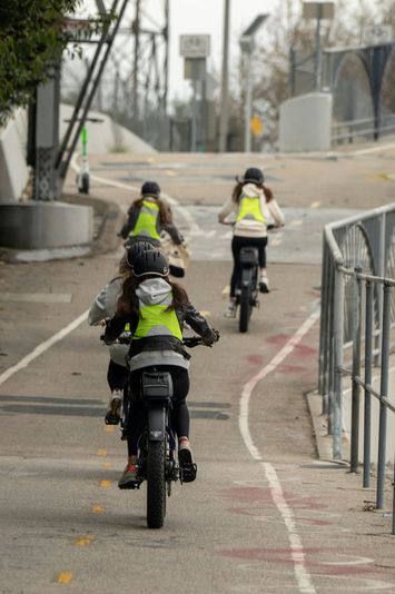 Eastside LA Express E-Bike Tour of Elysian Park & Frogtown - Image 6