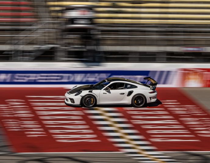 Race a Porsche 911 GT3 - Milwaukee Mile Speedway - Image 5