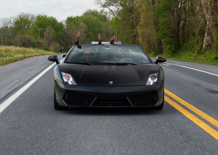 45-Minute Scenic Road Supercar Driving Experience - Image 5