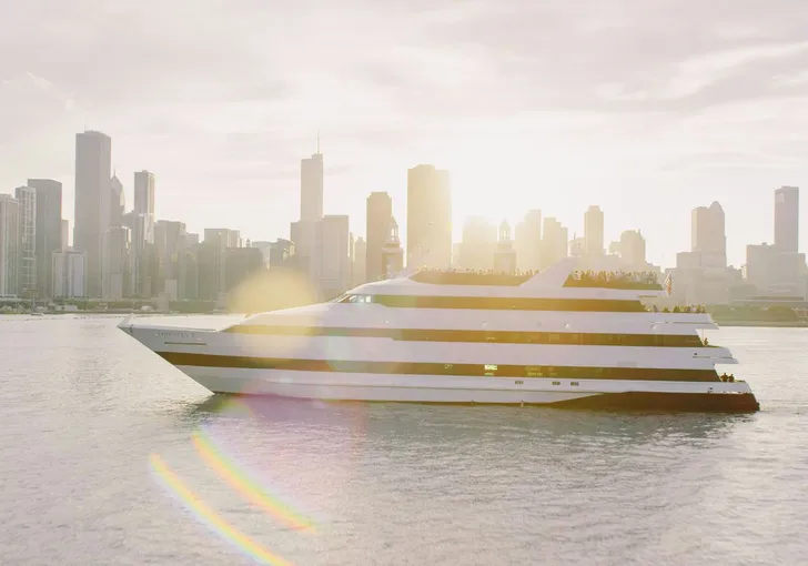 Saturday Premier Lunch Cruise on Lake Michigan