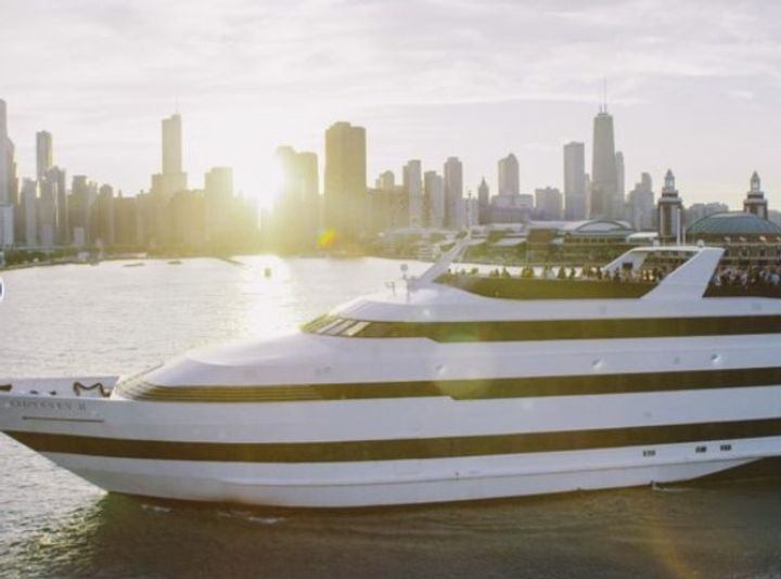 Weekday Odyssey Premier Lunch Cruise on Lake Michigan - Image 5