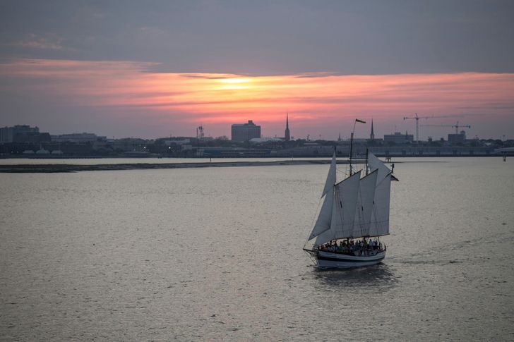 Charleston Sunset Sail - Image 6