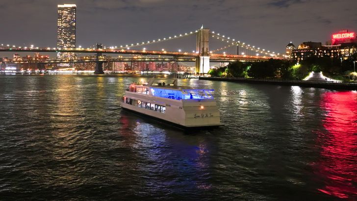 NYC 5-Course Dinner Cruise with Live Music - Image 2