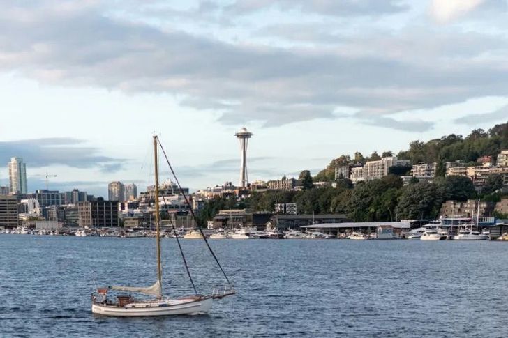 Seattle Summer Sunset & Wine Cruise - Image 6