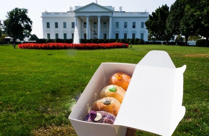 Discover DC’s Best Donuts & History Tour - Image 8