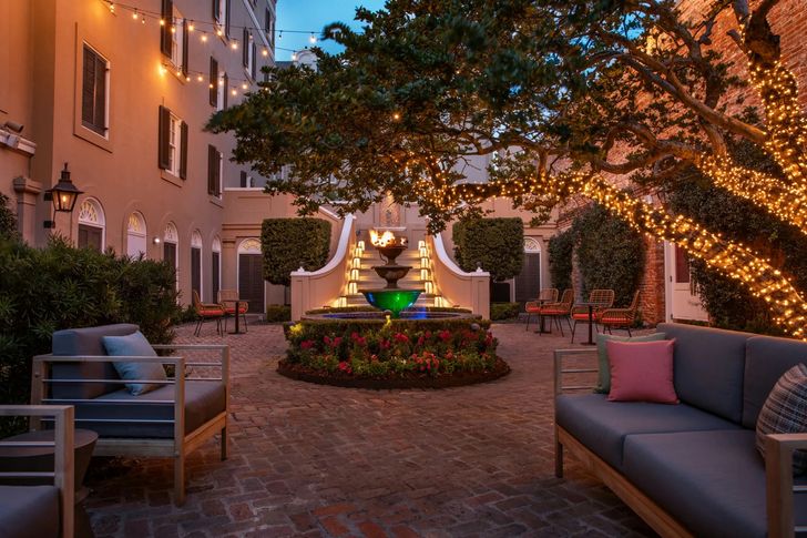 Charming New Orleans Getaway: 1-Night Stay - Image 10