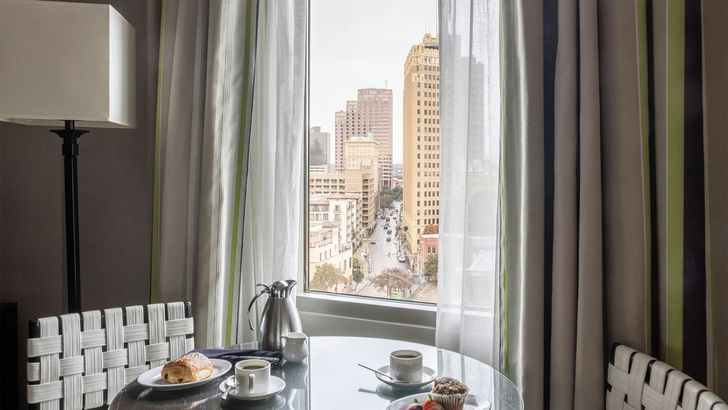 San Antonio Escape: One-Night Hotel Stay - Image 8