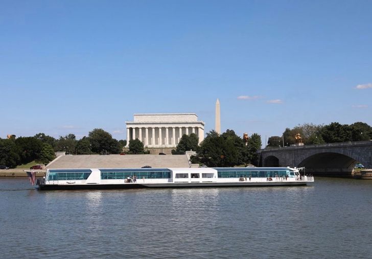 DC Premier Bottomless Mimosa Brunch Cruise - Image 4
