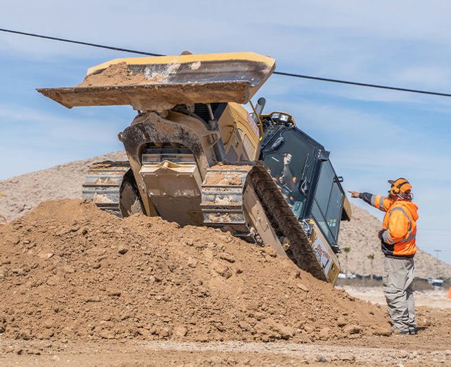 Operate a Bulldozer - Image 3