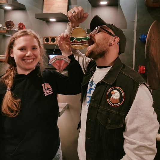 Date Night Make a Stained Glass Work of Art Experience for two - Image 2